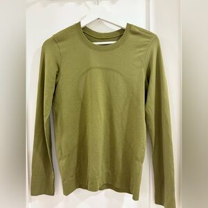 Lululemon Relaxed Swiftly Tech